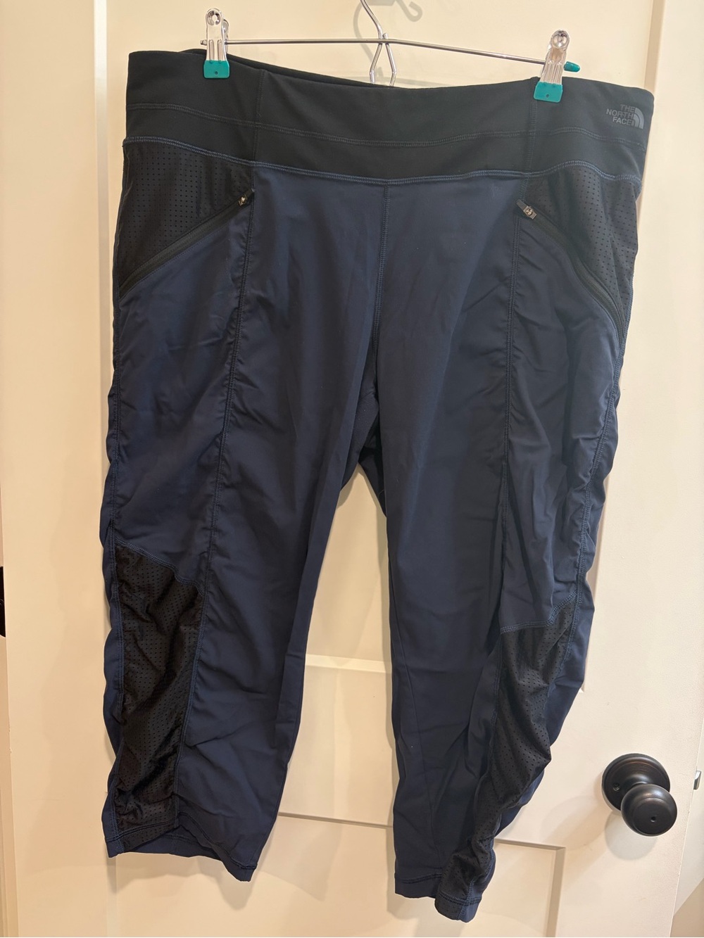 The North Face Navy and Black Women's FlashDry Active Leggings